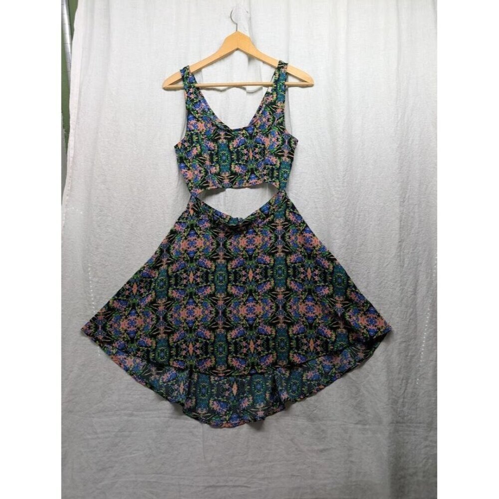 Lush women's size small black floral tank dress cut out mid and back O13